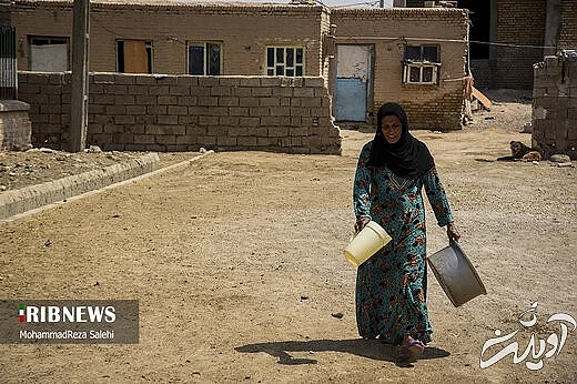 آبرسانی تانکرهای ارتش به روستاهای دشت آزادگان اهواز